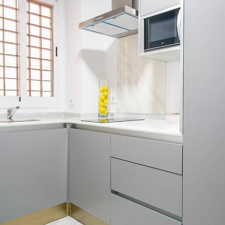 Lovely And Chic Apartment In The Heart Of Siviglia Esterno foto