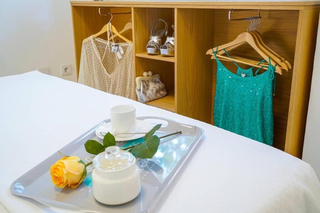 Lovely And Chic Apartment In The Heart Of Siviglia Esterno foto